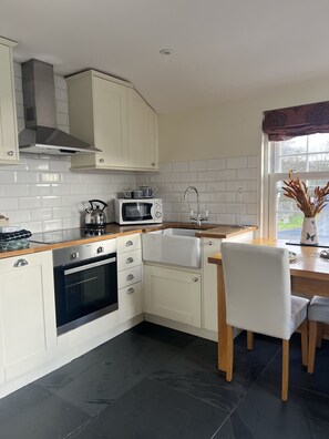 Superior Cottage, Ensuite, Mountain View (Herdwick) | Private kitchen | High chair - The Wilson's Arms (Coniston)
