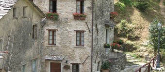 Antico Borgo Isola Santa