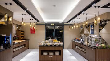 Desayuno buffet incluido todos los días