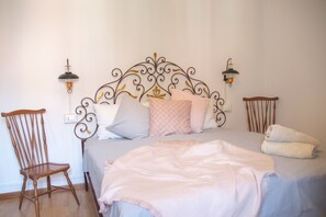 2 slaapkamers, babybedden (toeslag), gratis wifi, beddengoed