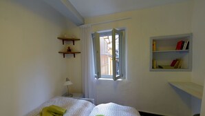 Uklassifisert bilde, 5 av 16, knapp