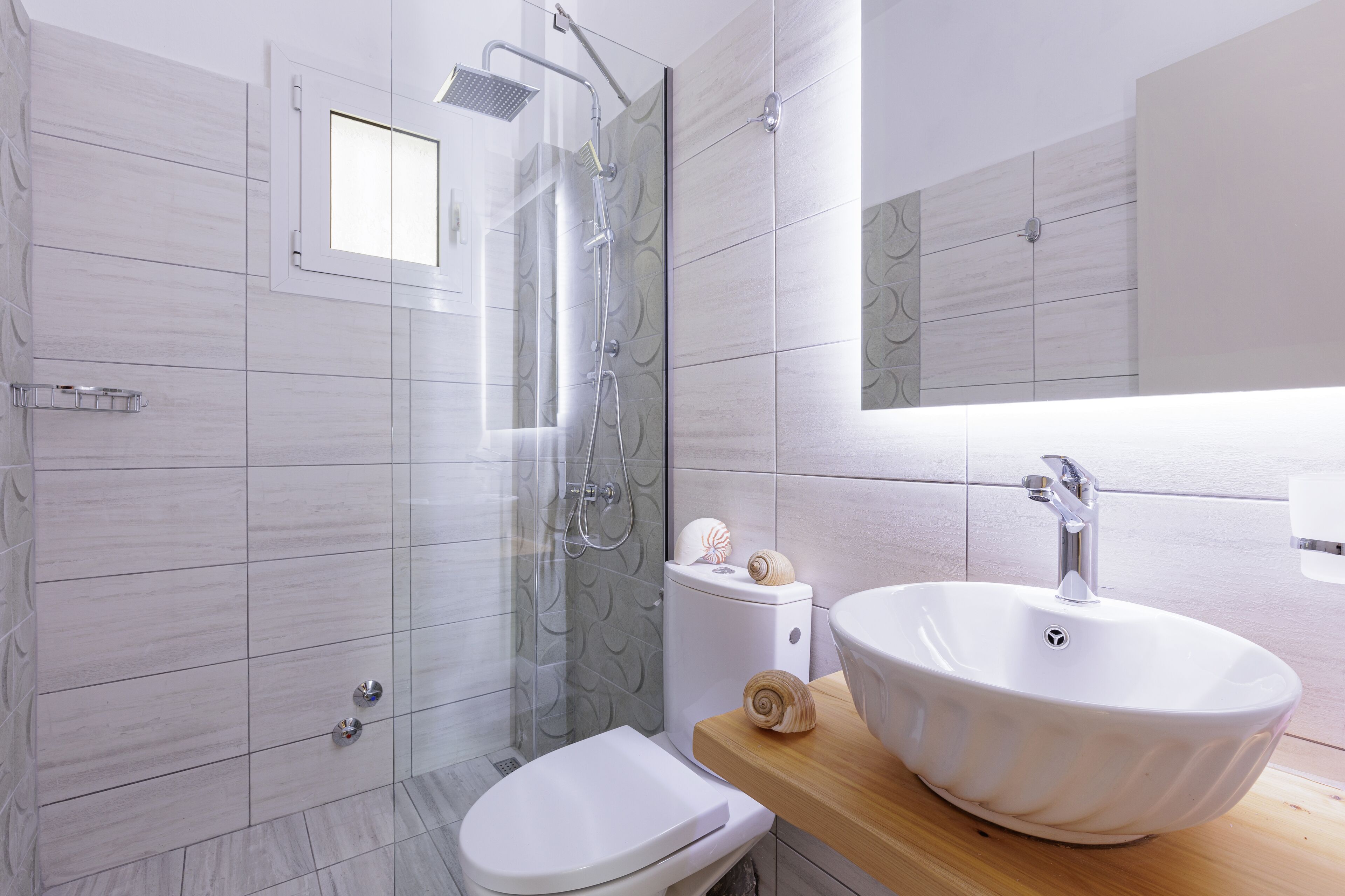 Douche, serviettes fournies