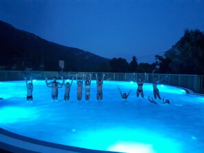 季節限定屋外プール