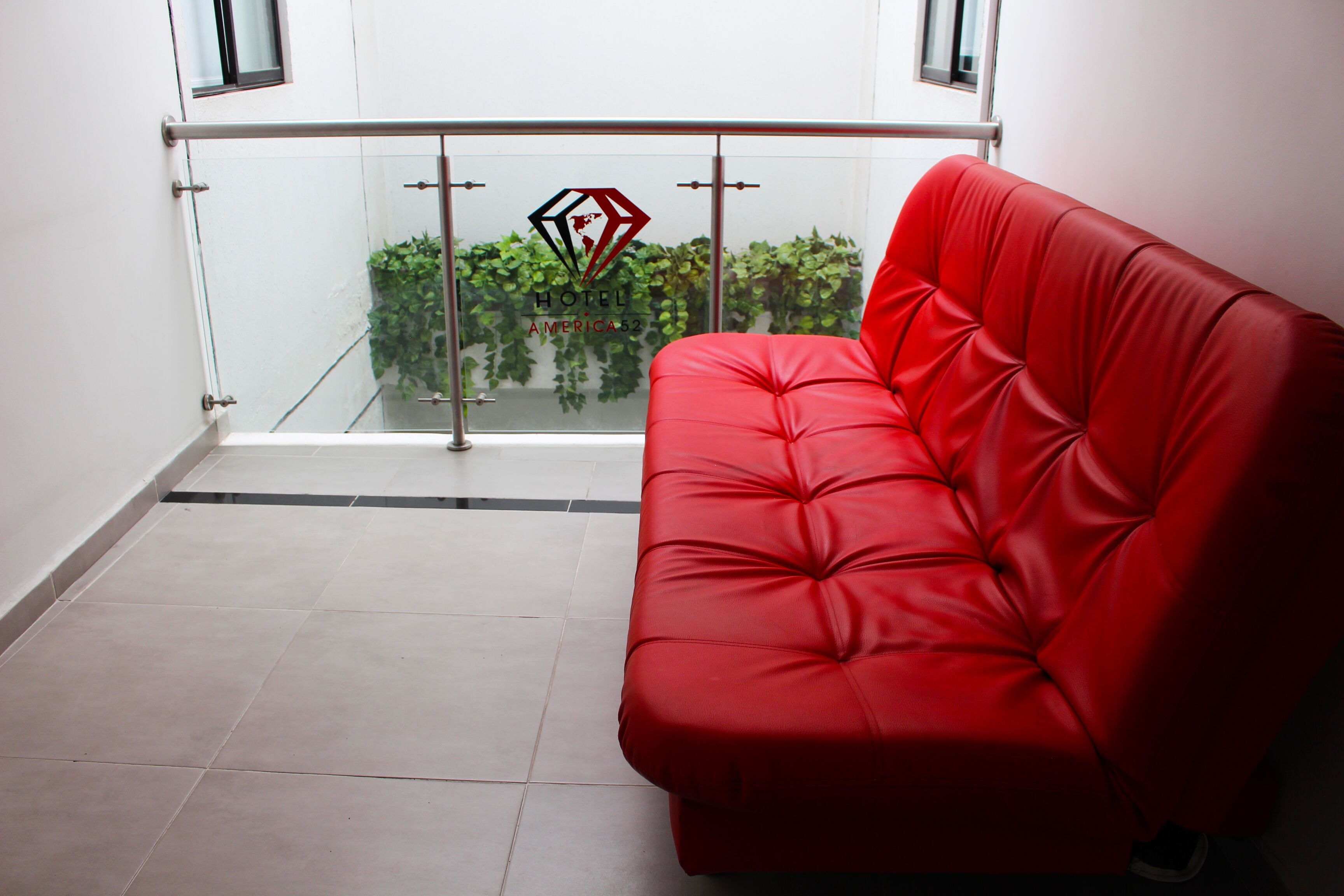 32-inch led tv with cable channels, tv