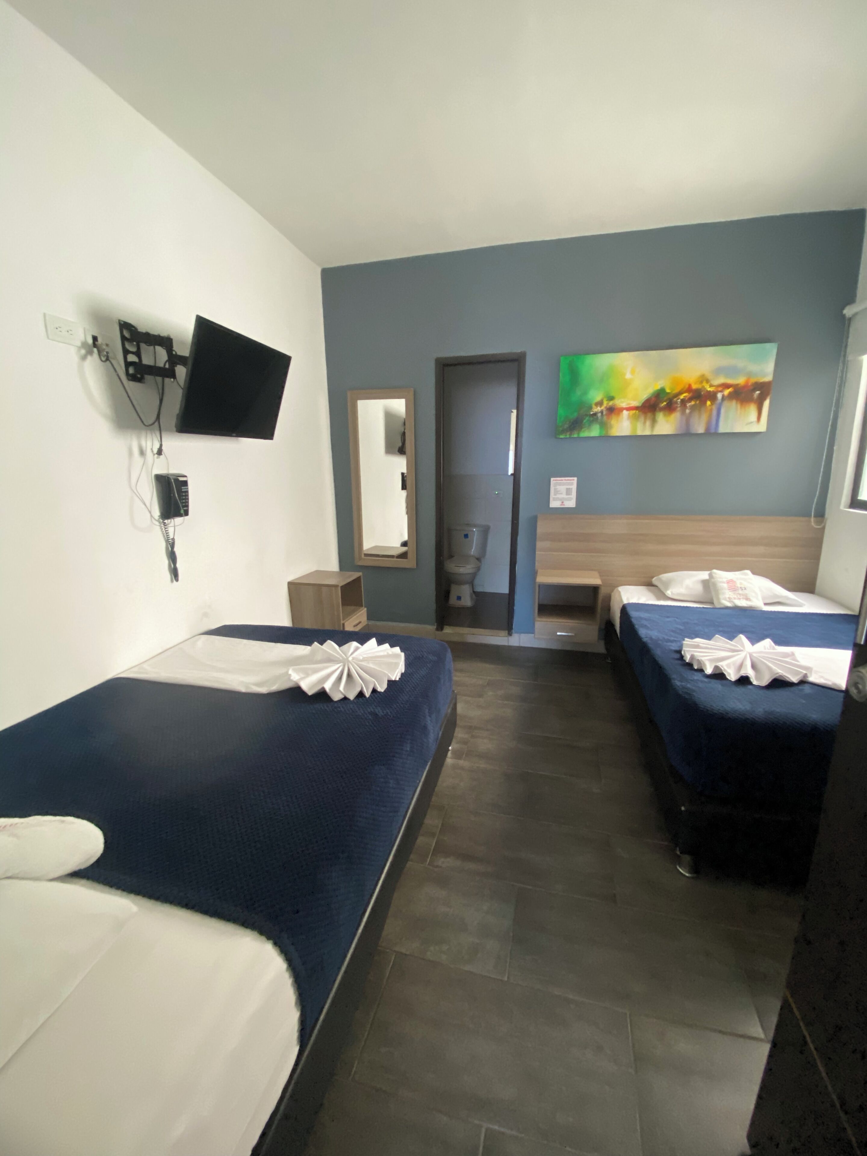 基本雙床房, 非吸煙房 | 低過敏寢具、書桌、遮光布/窗簾、熨斗/熨衣板