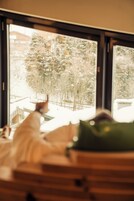 Sauna, hot tub, steam room, body treatments, hot stone massages