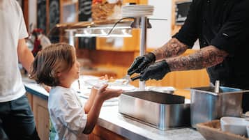 Tägliches inbegriffenes Frühstücksbuffet