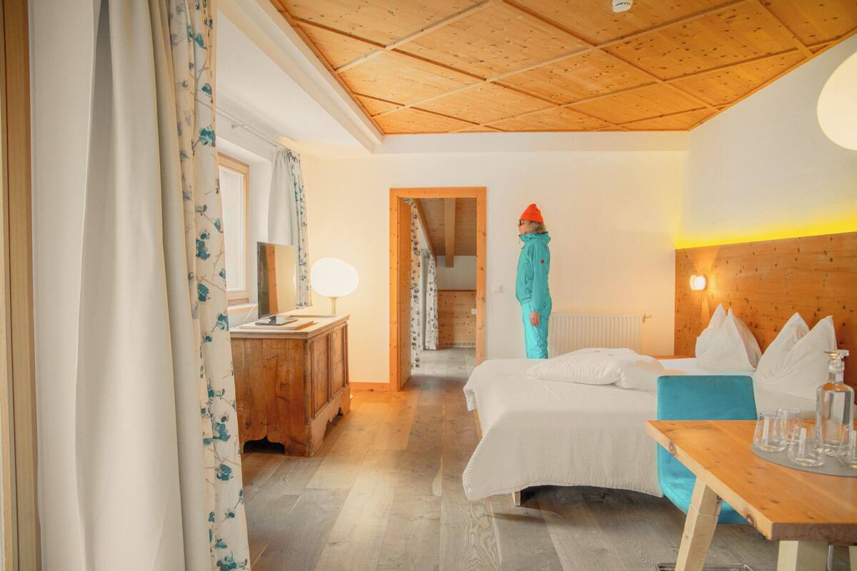 Superior suite (HERZ AS SUPERIOR) | Woonruimte | Televisie, speelgoed en vloerwarming