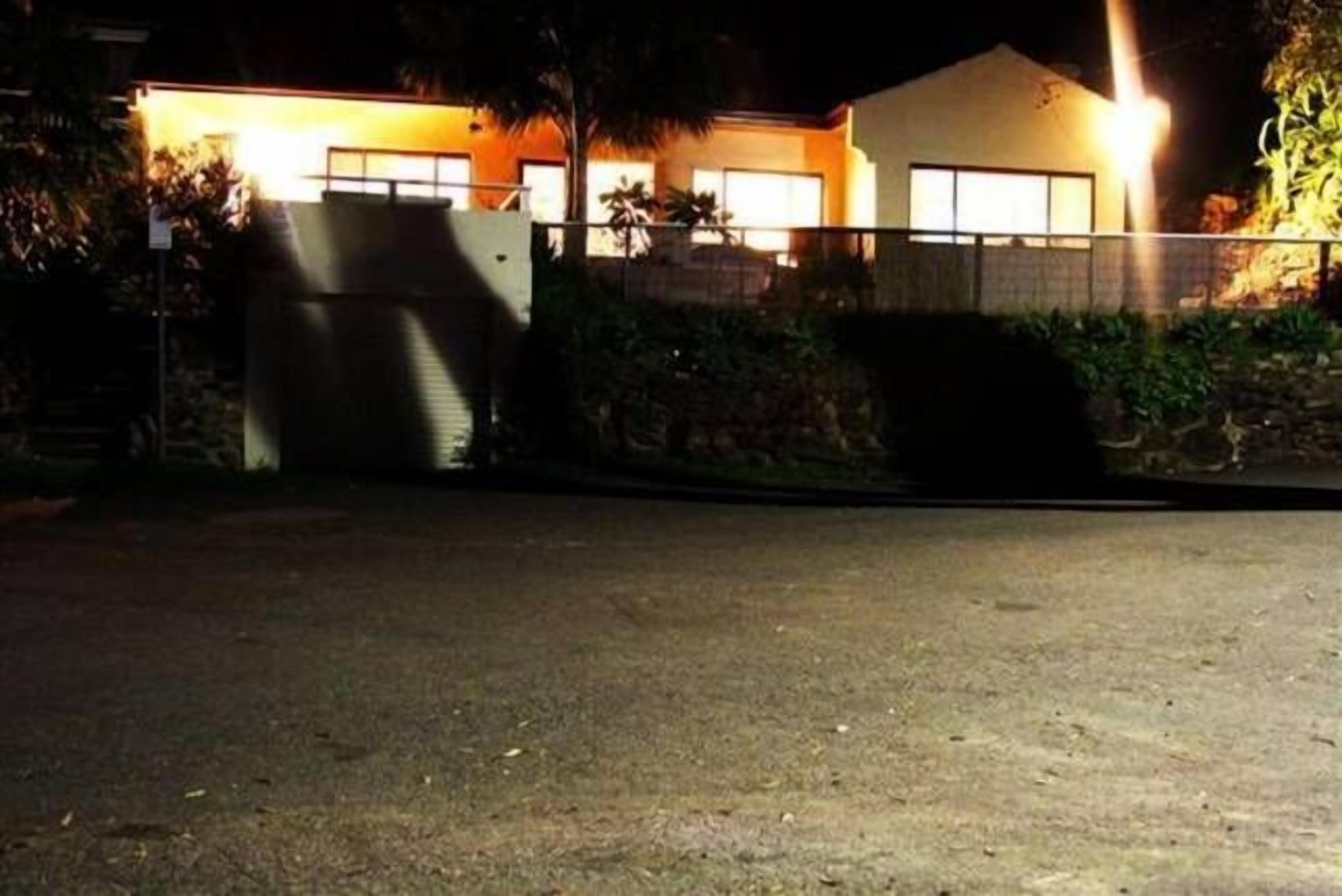 The Paradise Beach House — image 19