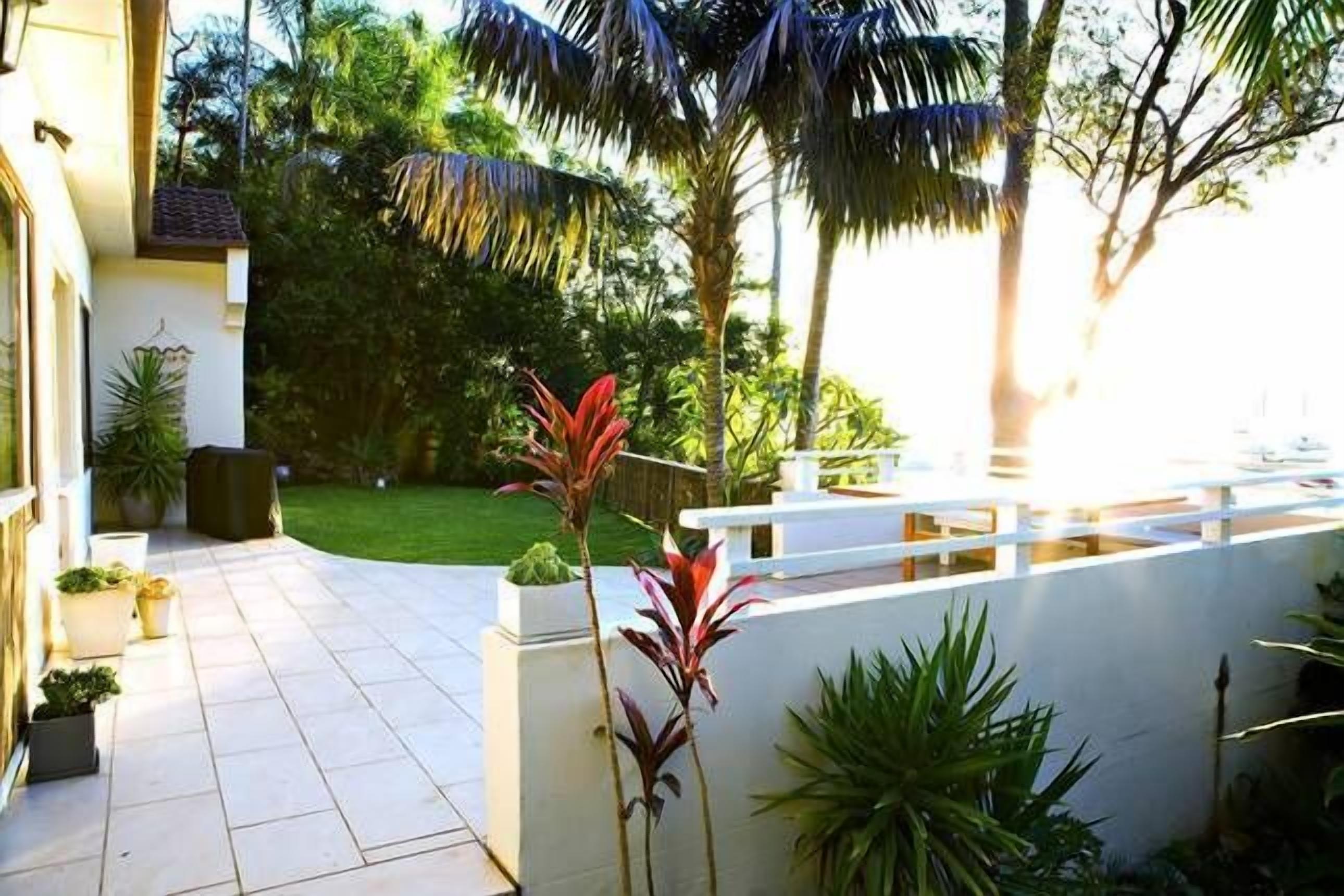 The Paradise Beach House — image 12