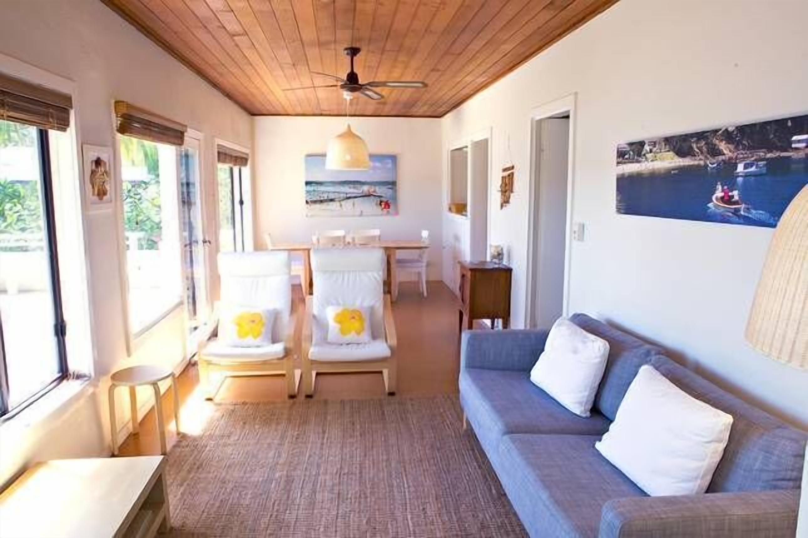 The Paradise Beach House — image 9