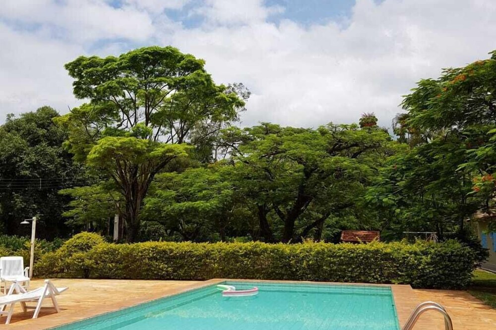 Charming and cozy farmhouse in the interior -130 km from Sao Paulo 12x s / interest