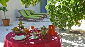 Colazione continentale inclusa, servita tutte le mattine