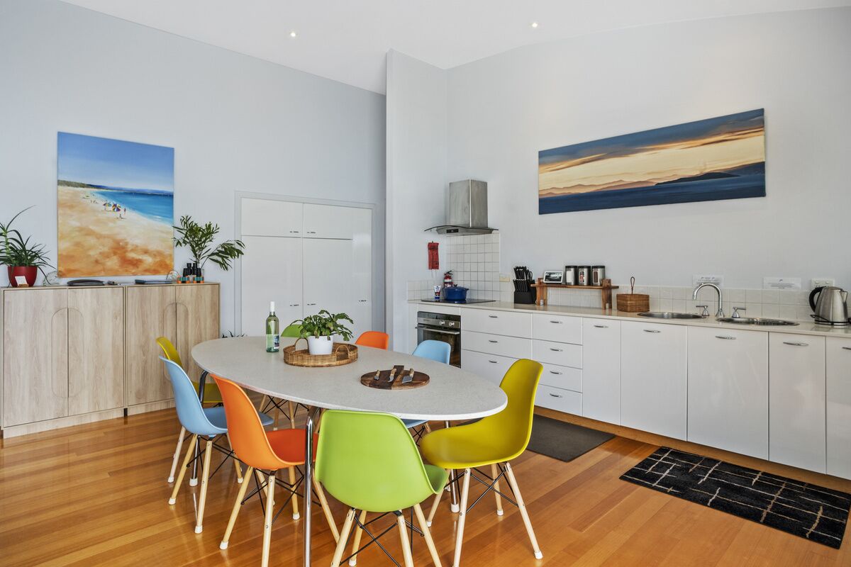 Dolphin View Beach House — image 12