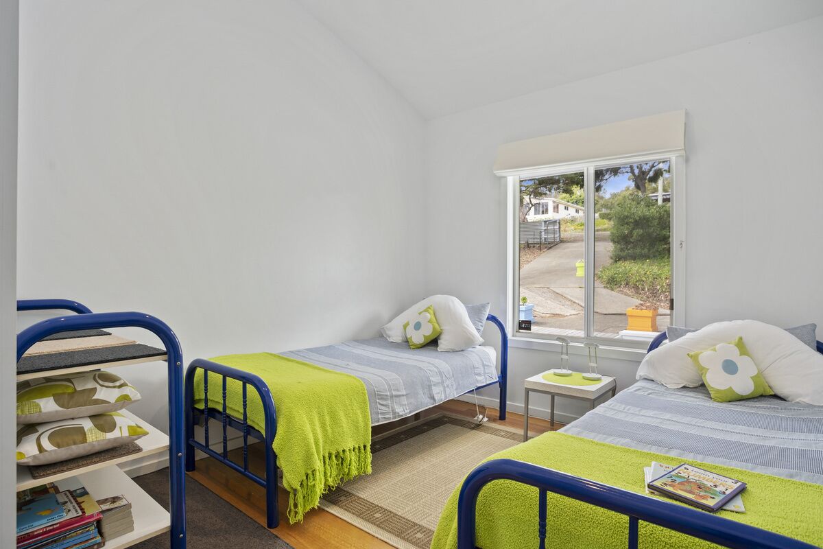 Dolphin View Beach House — image 26