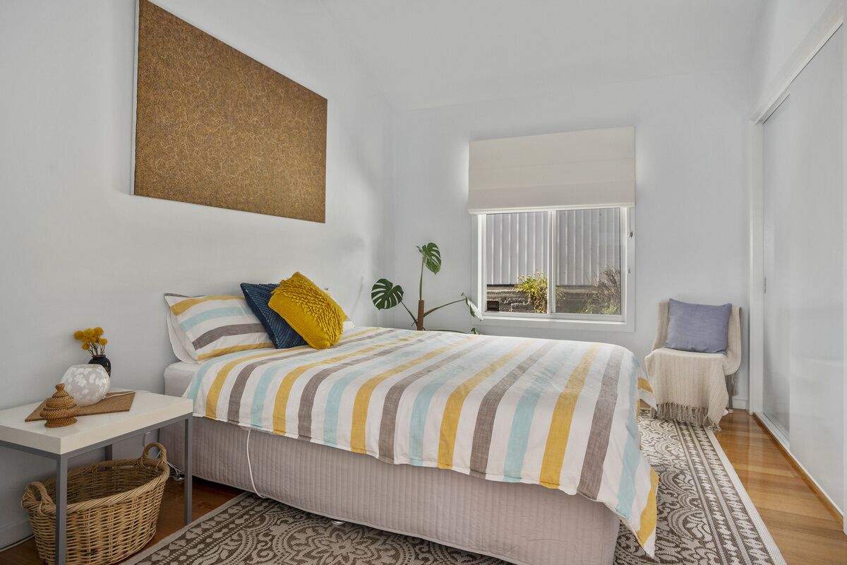 Dolphin View Beach House — image 24