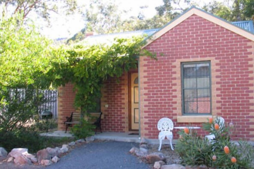 Heatherlie Cottages Halls Gap