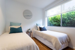 2 bedrooms, iron/ironing board, travel cot, free WiFi