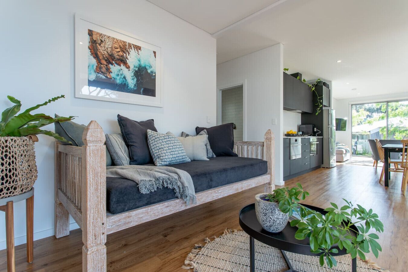 智能电视、Netflix、流媒体服务、 立体声音响