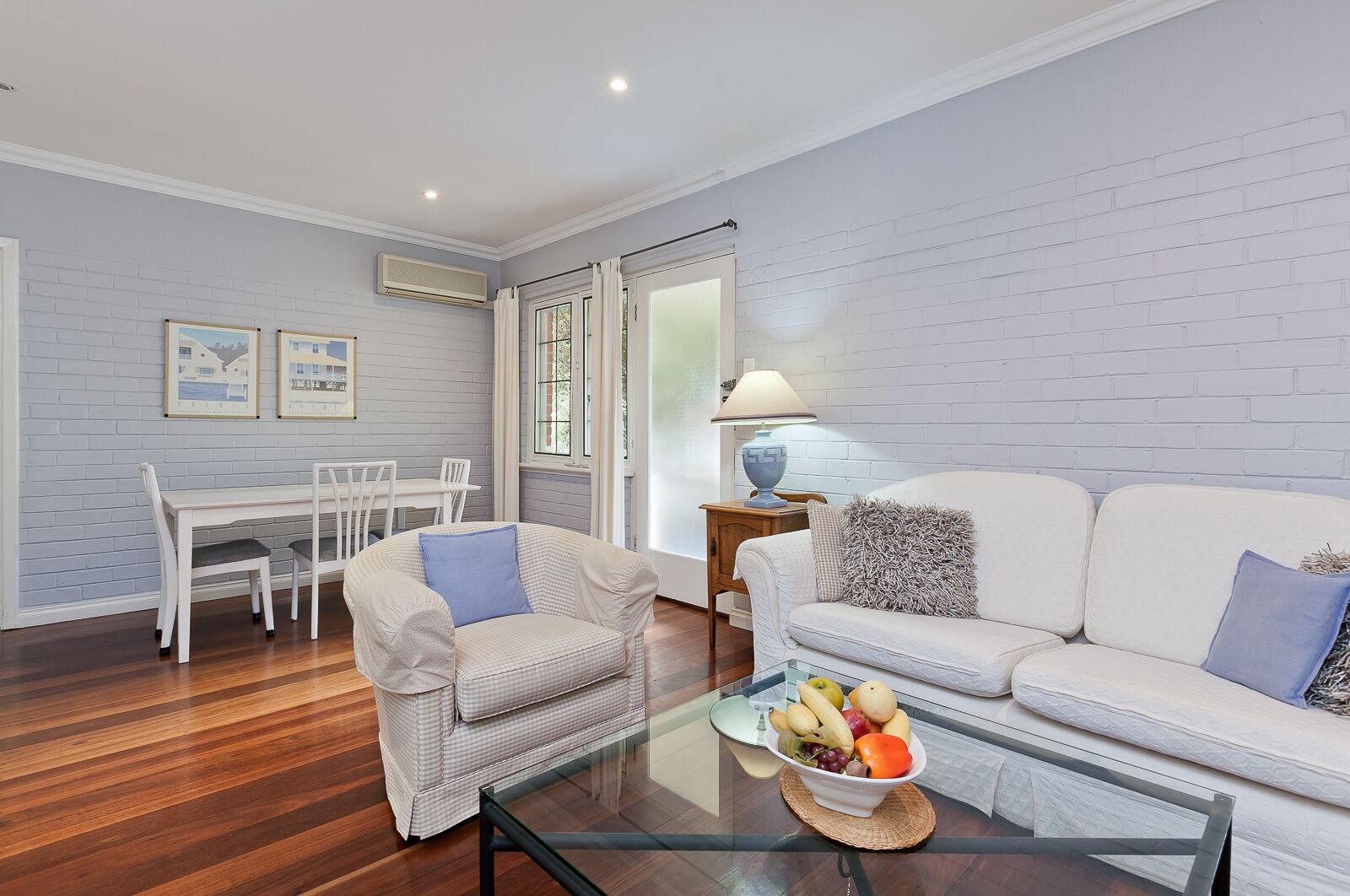 Nedlands, 2brm Spac GROUND Apt .. 4 mins to SCG Hospital 