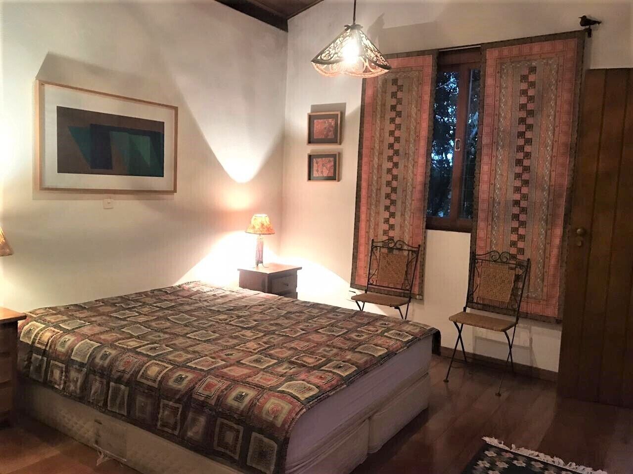 Beautiful mountain home in the gated community near the capital of SP.