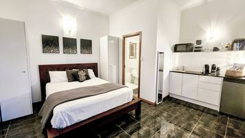 1 Schlafzimmer, Zimmersafe, Bügeleisen/Bügelbrett, kostenloses WLAN