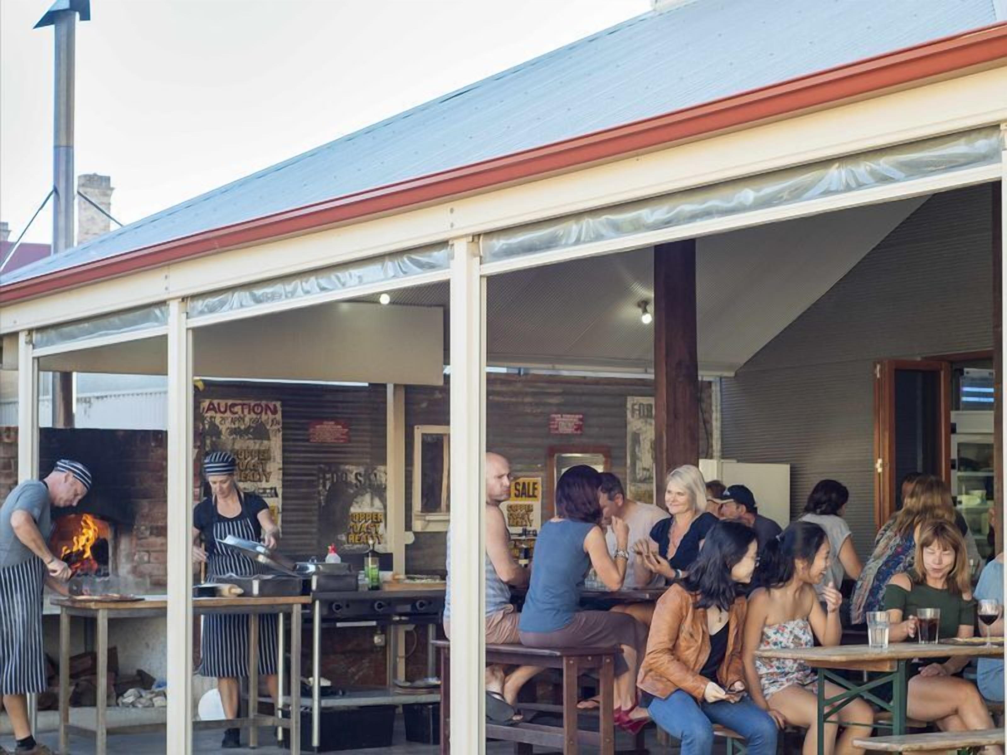 cu@wallaroo - cu1 Group Accommodation — image 11