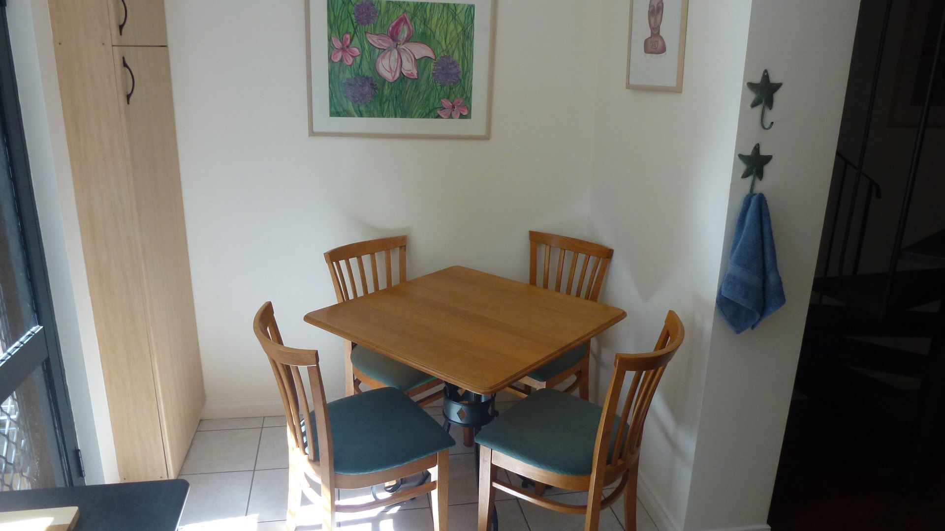 The Morgano's Star - stylish one bed apartment in South Fremantle — image 10