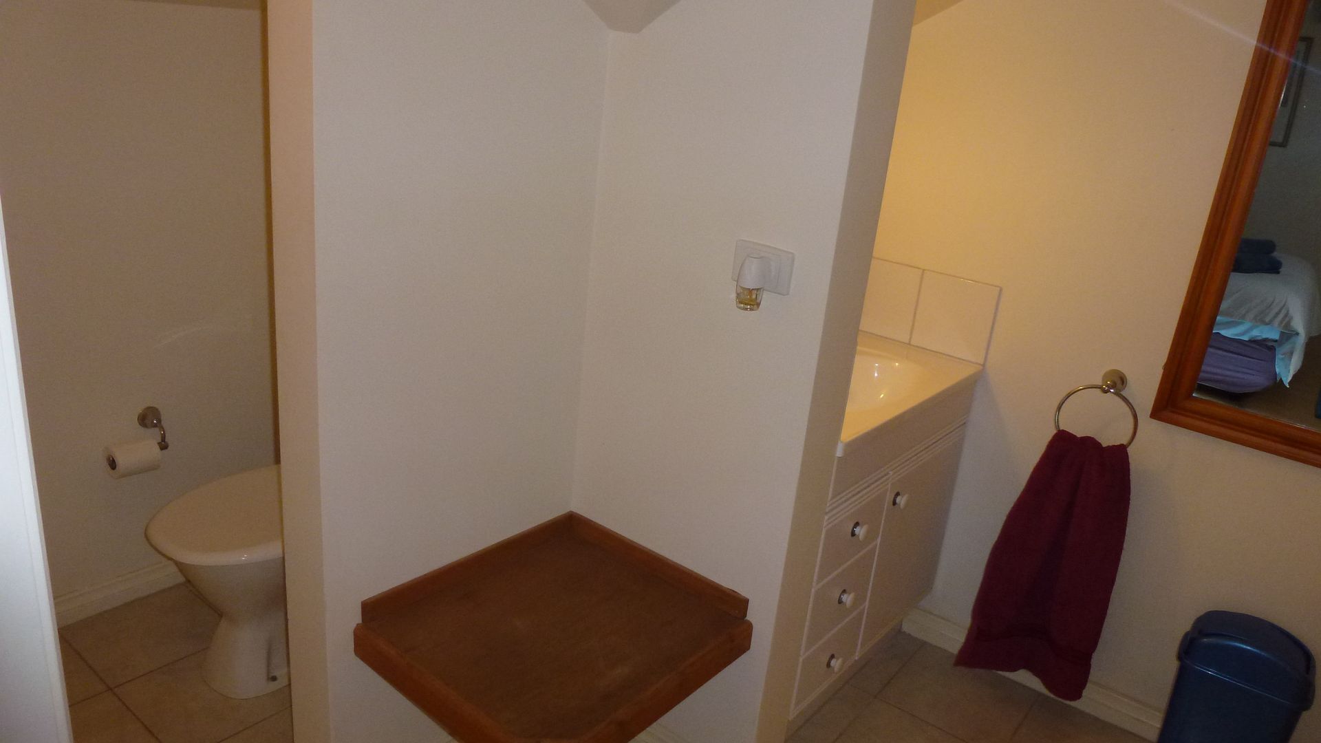 The Morgano's Star - stylish one bed apartment in South Fremantle — image 6