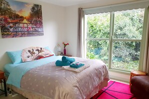 2 Schlafzimmer, Bügeleisen/Bügelbrett, kostenloses WLAN, Bettwäsche