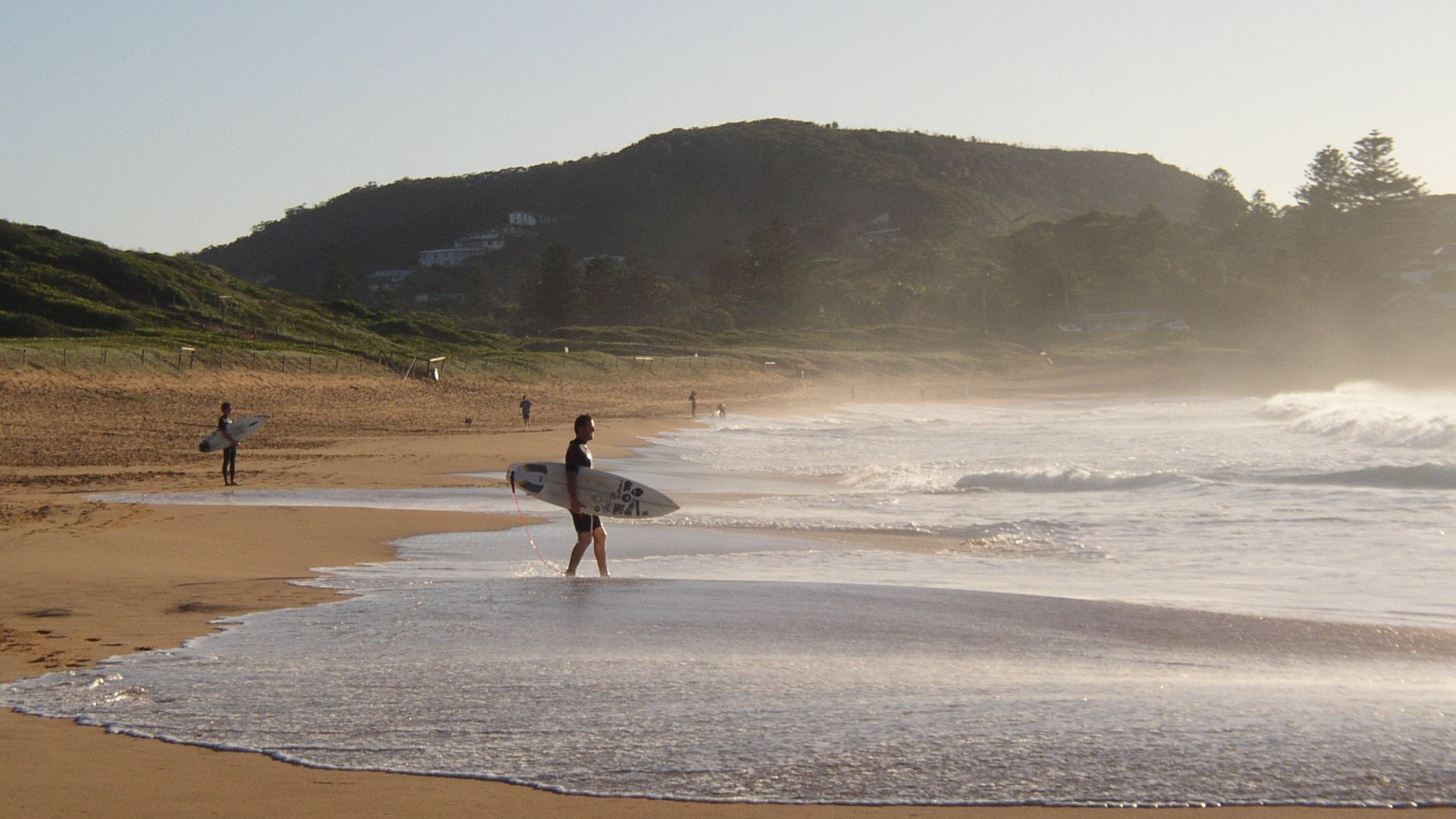  Avalon Beach Break is a Romantic airconditioned getaway100 meters to the beach! — image 18