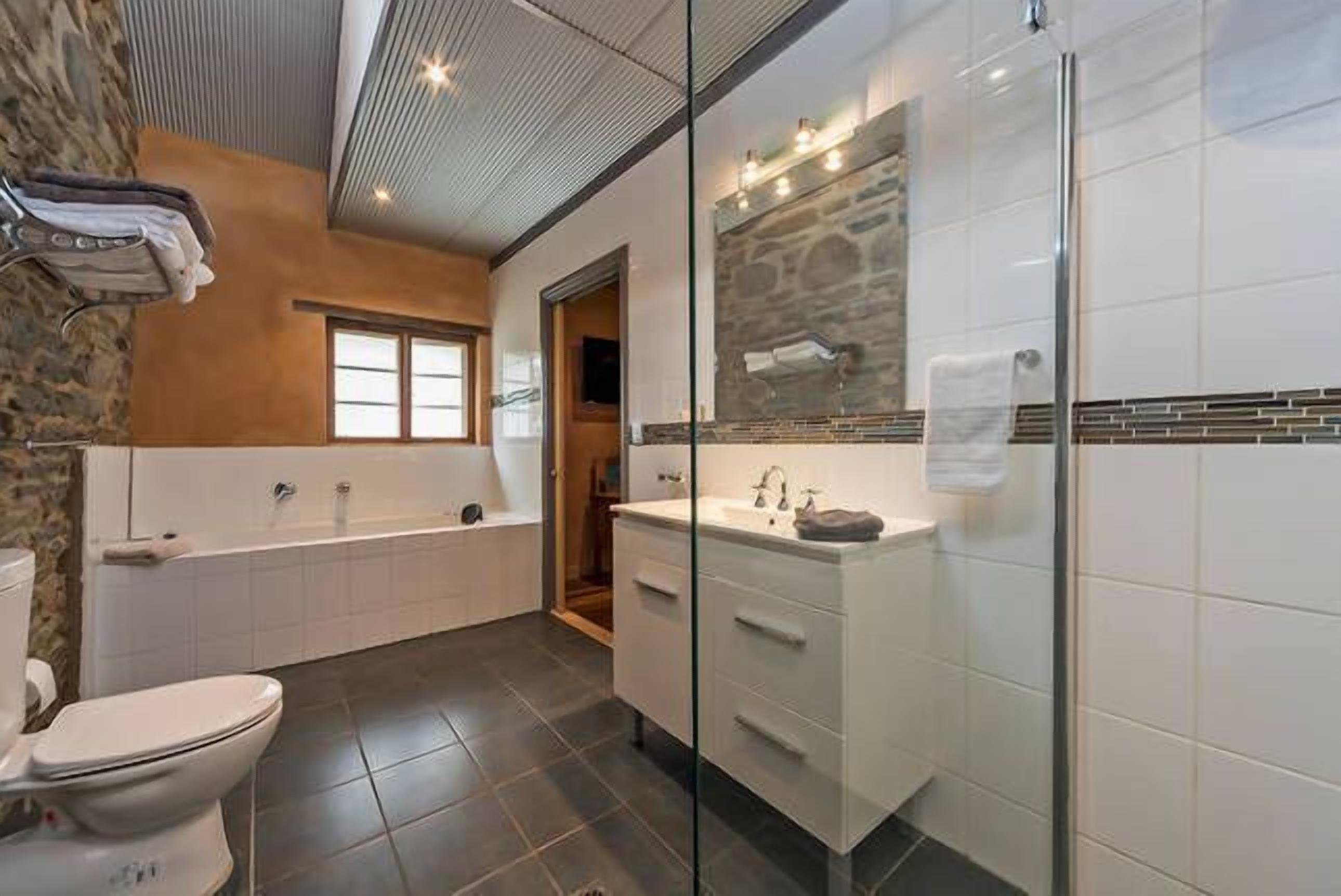 The stables in the country cottages of the 1860s — image 8