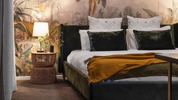 2 bedrooms, iron/ironing board, Internet, bed sheets