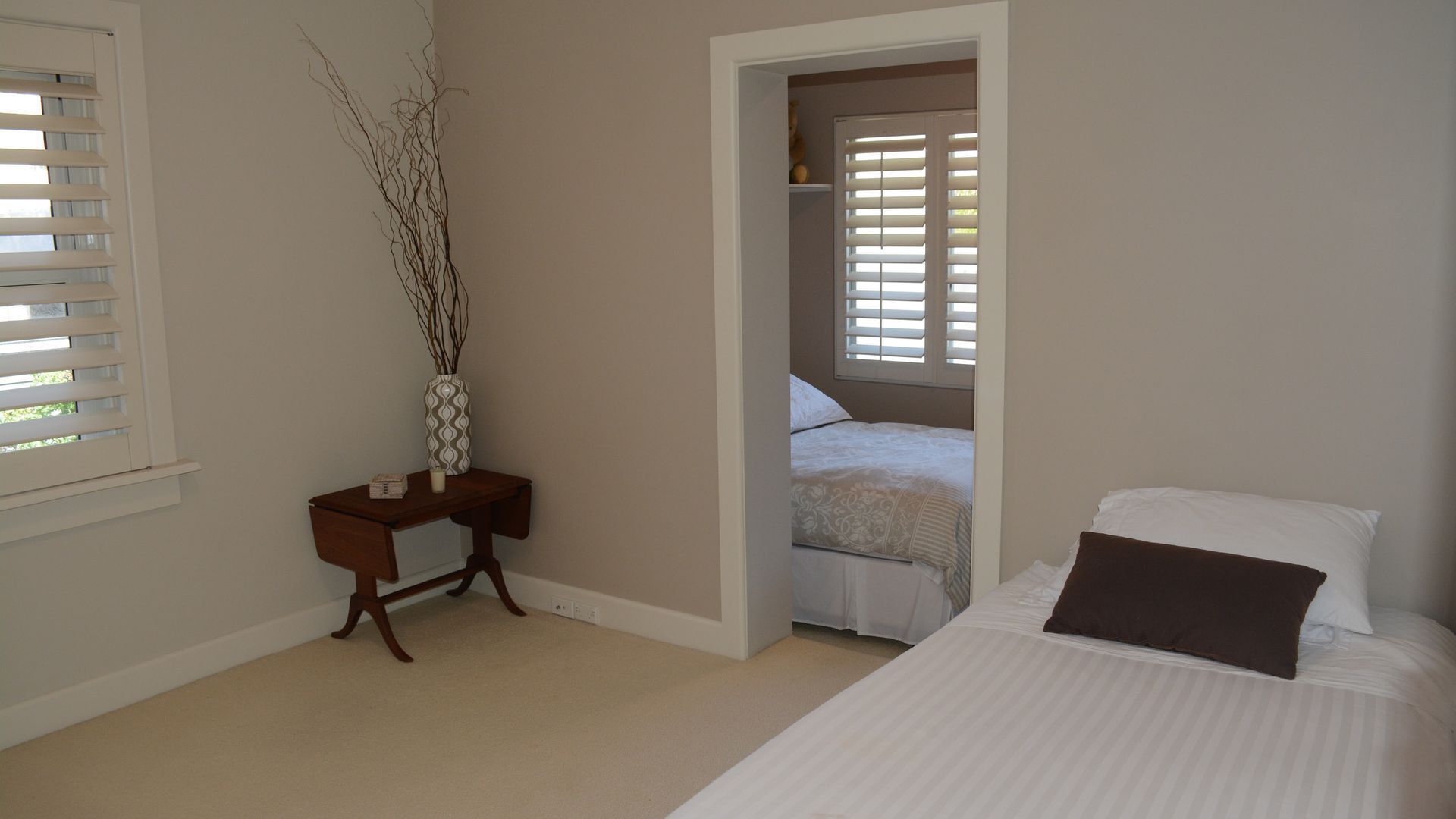 Beachfront Penthouse Apartment — image 22