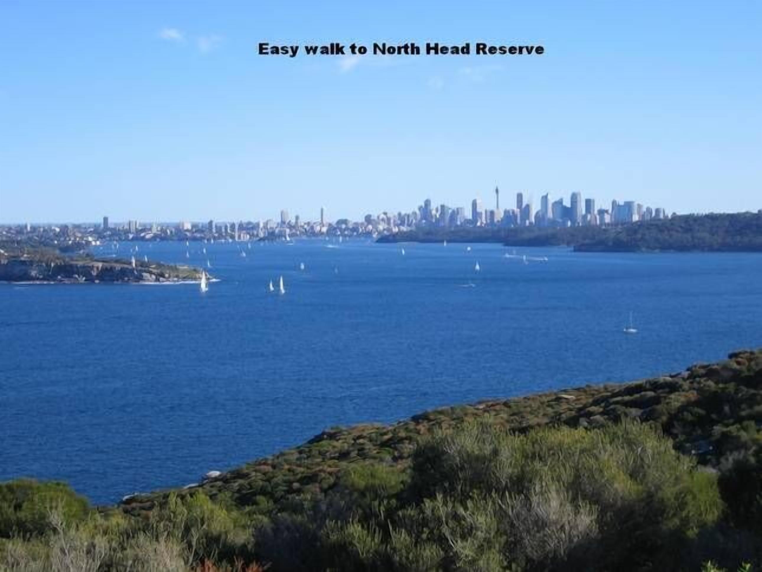 Beachfront Penthouse Apartment — image 30
