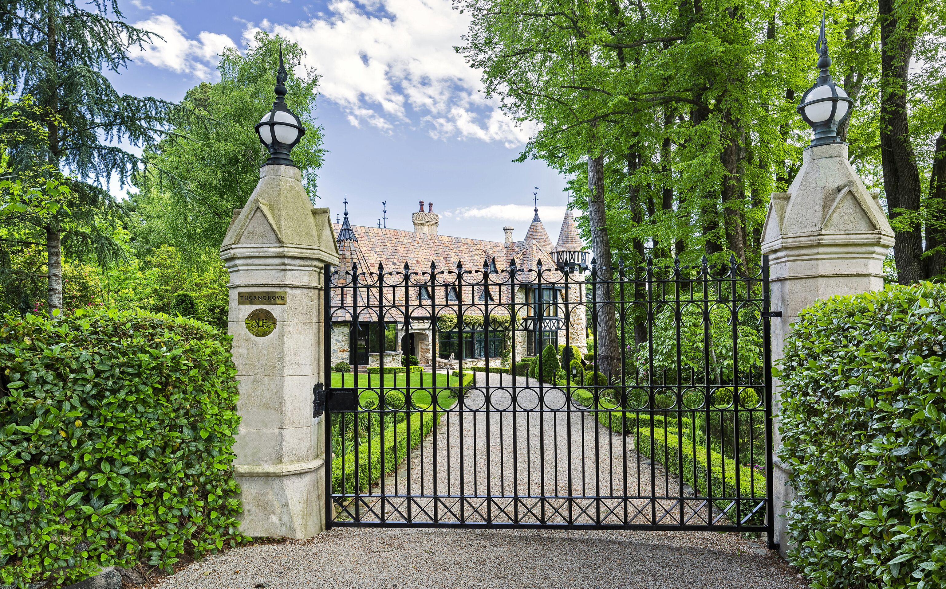 Thorngrove Manor House — image 16