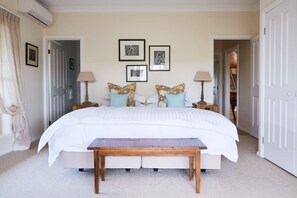 4 Schlafzimmer, Bügeleisen/Bügelbrett, kostenloses WLAN, Bettwäsche