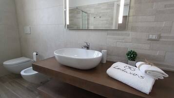 Doppelzimmer, eigenes Bad | Badezimmer