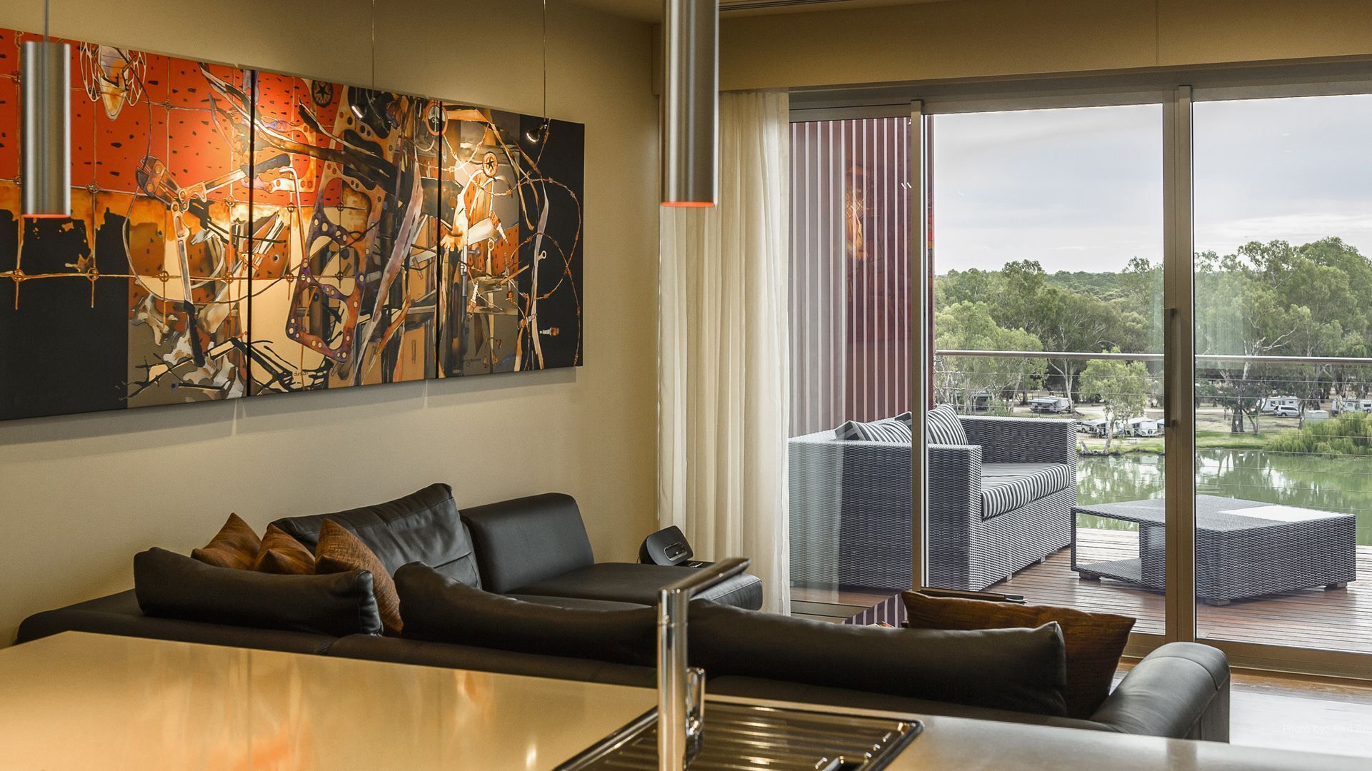 The Frames 'Collage' Luxury Retreat — image 9