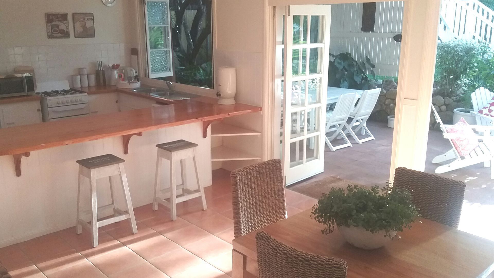 Margaret House Holiday Apartment — image 2