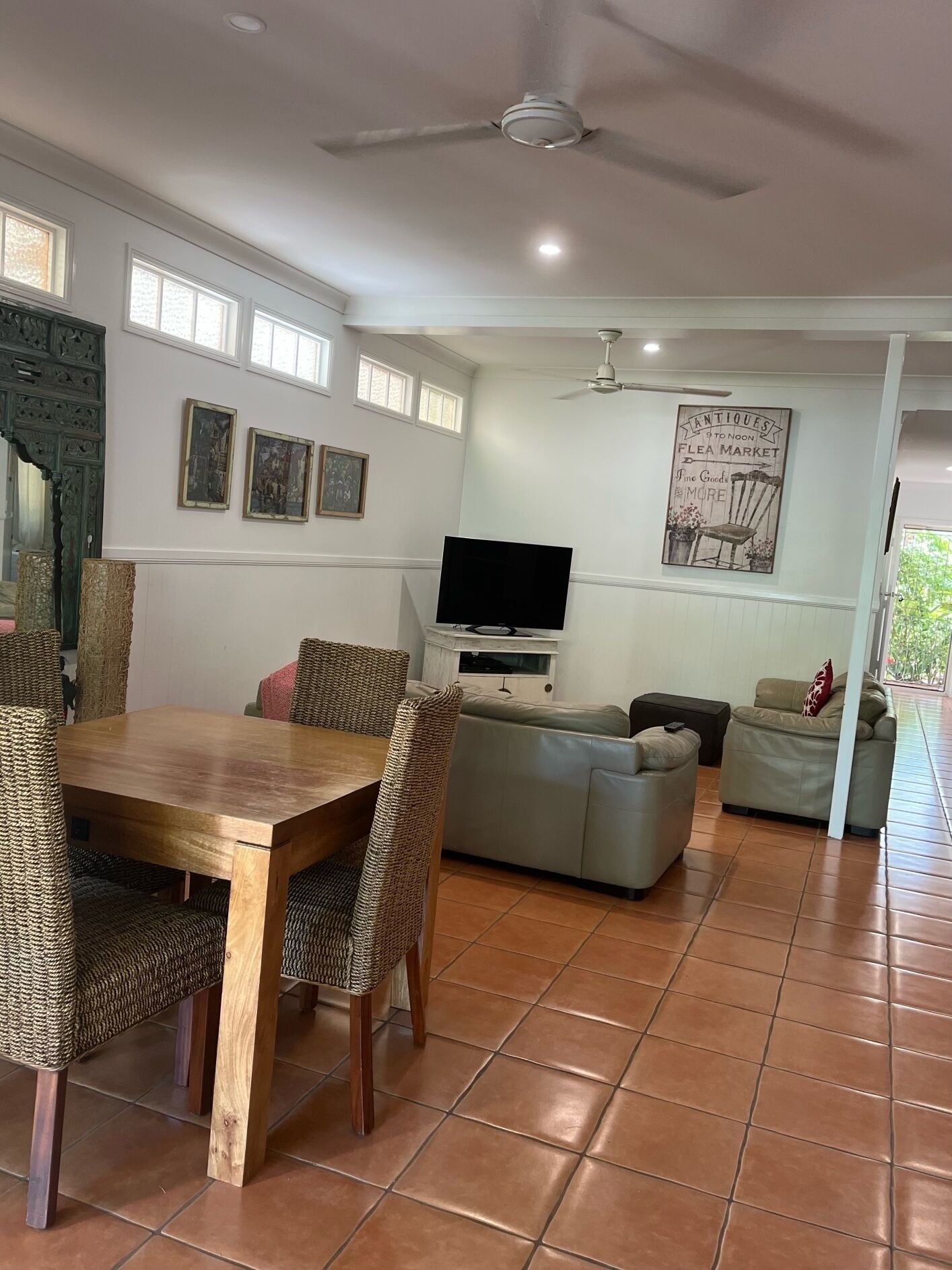 Margaret House Holiday Apartment — image 15