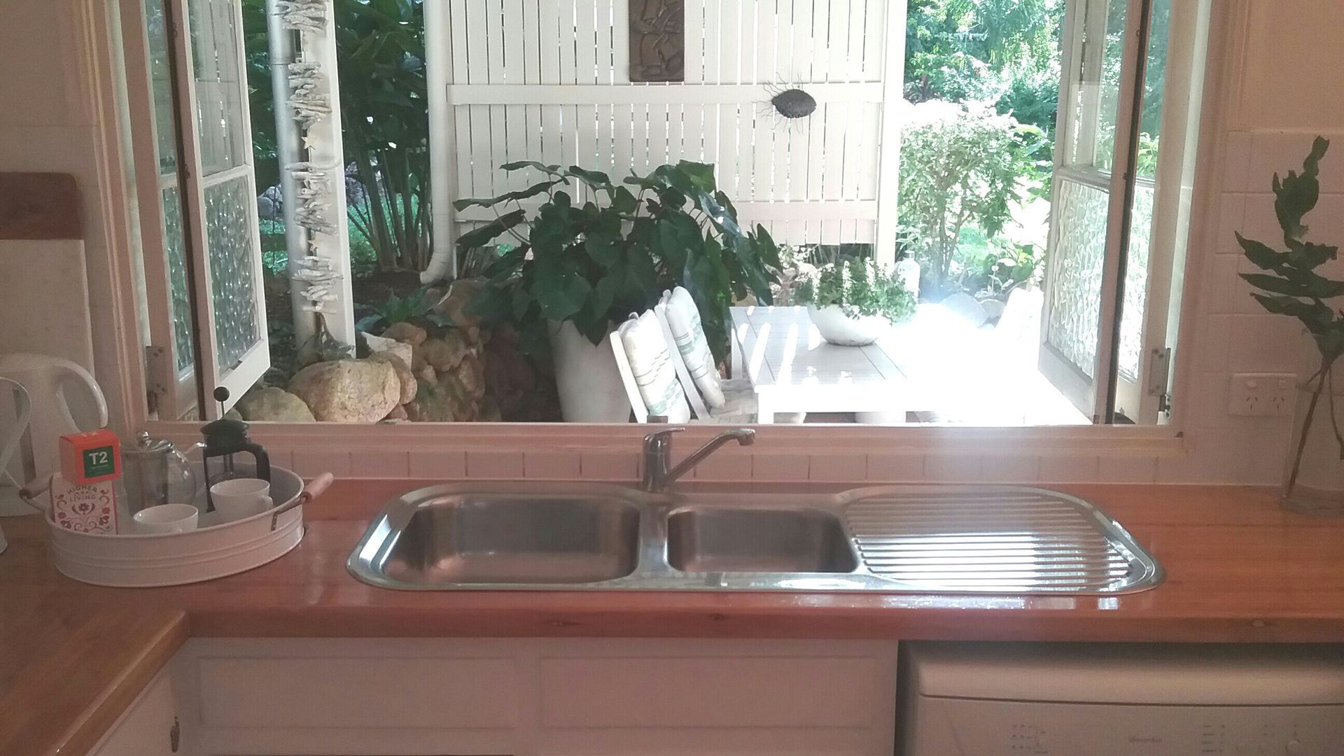 Margaret House Holiday Apartment — image 7