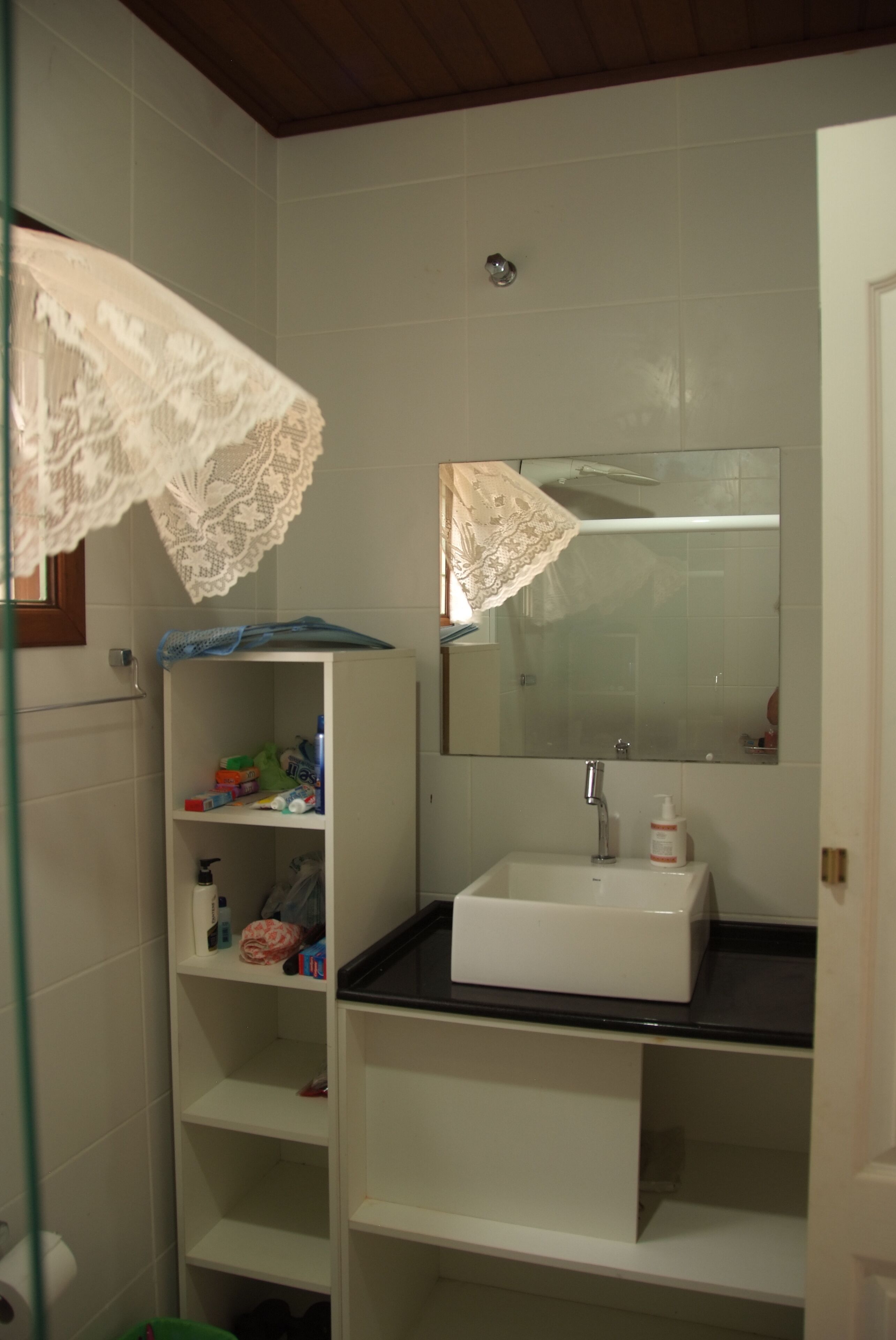 House facing the sea near Peruibe Aquarium