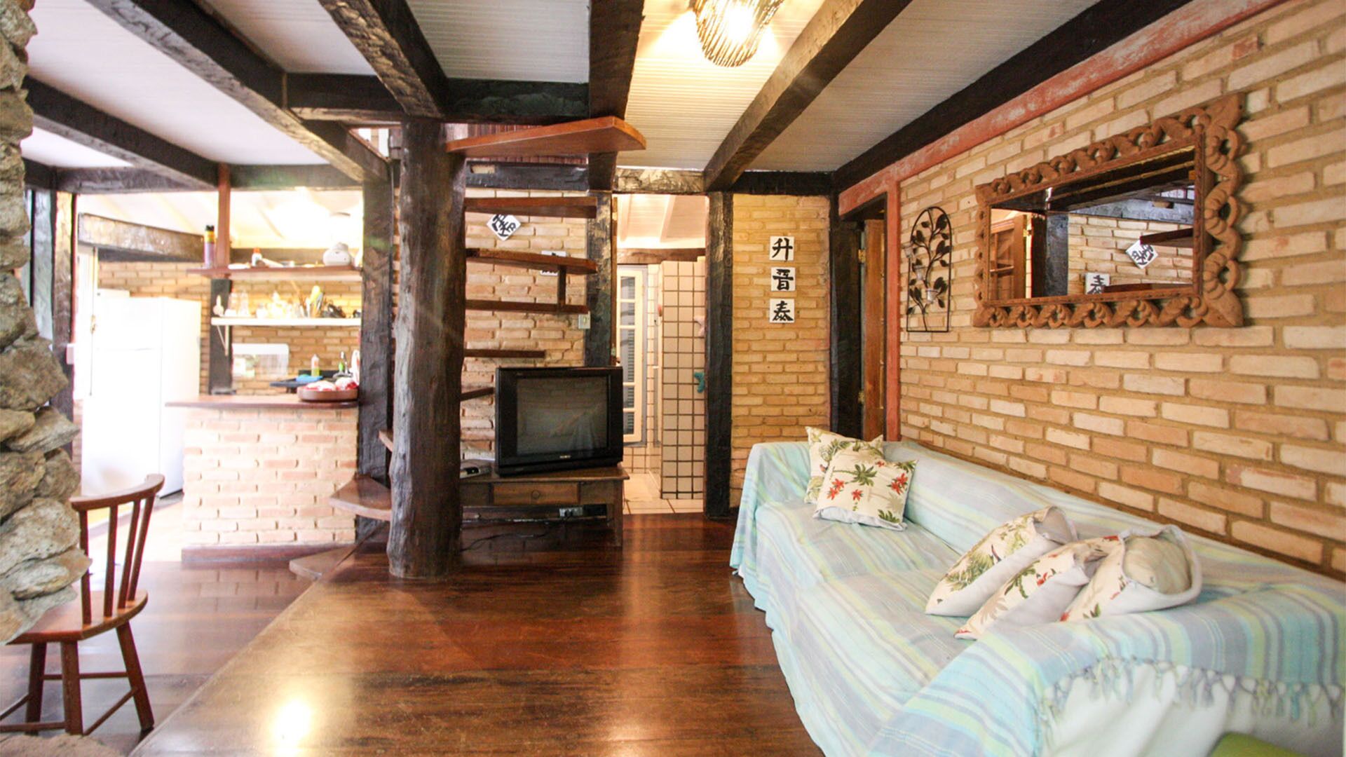 Rustic and charming house on the hill of Sahy