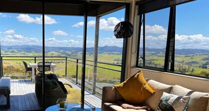 Te Huia - A Coastal Retreat at Taiharuru