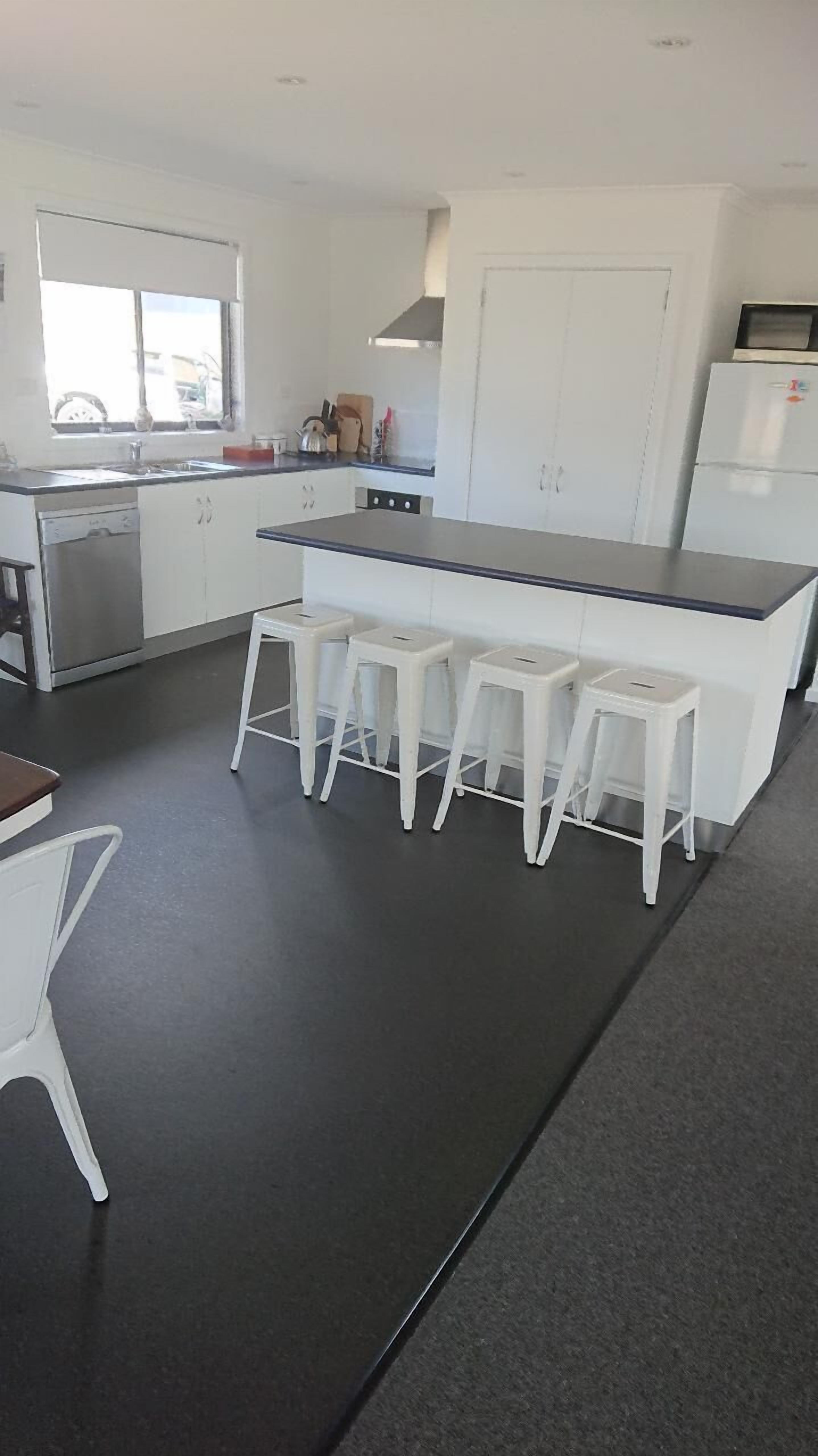 \"ELANGU BEACH HOUSE\" — image 11