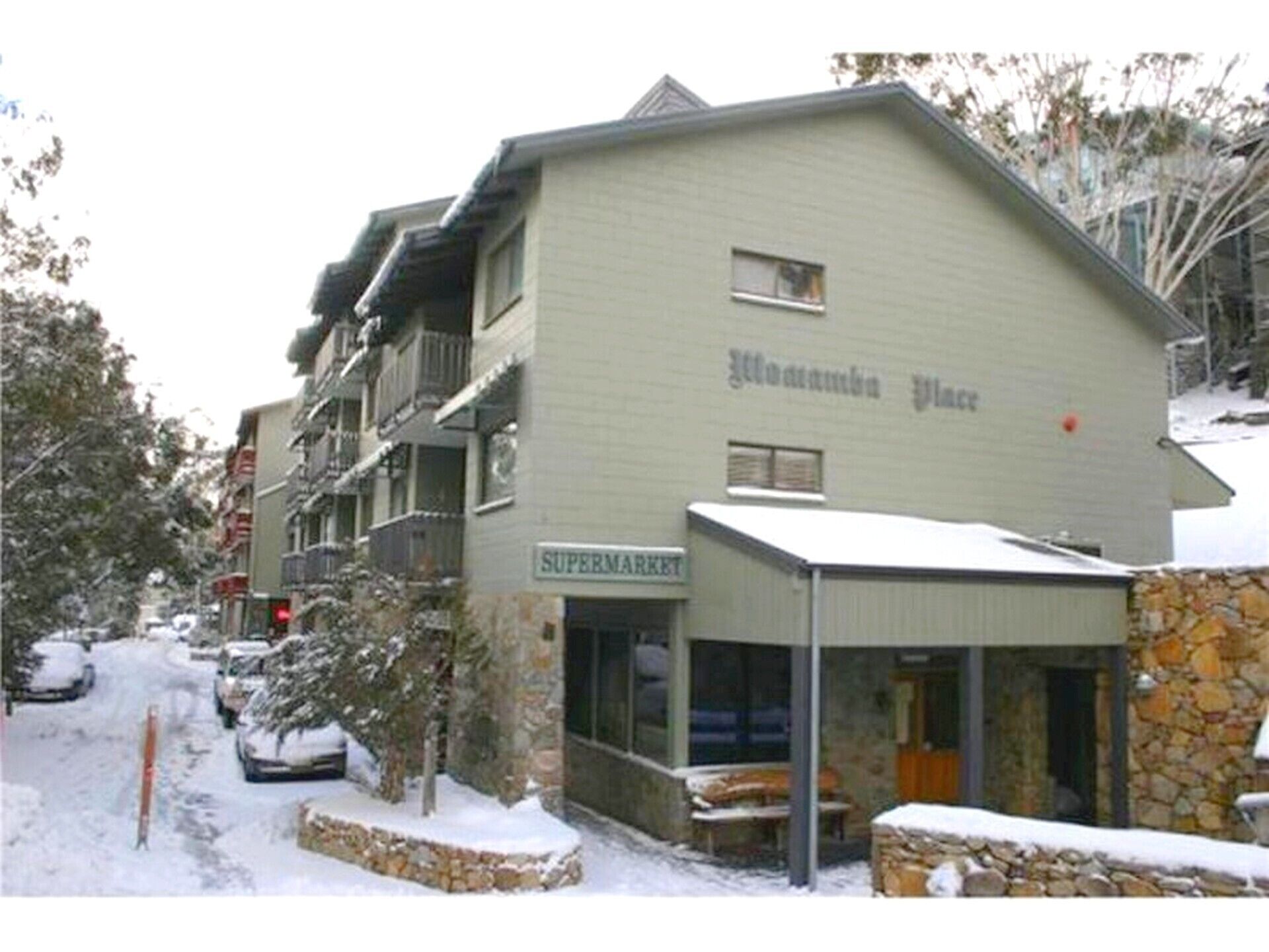 Four Star 4-bedroom apartment in the centre of Thredbo — image 25