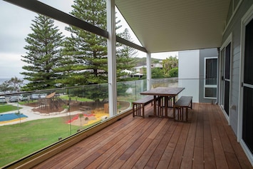 Private balcony and panoramic views of Macmasters Beach.