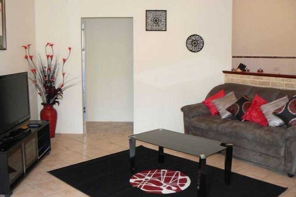Geraldton Luxury Retreat 2