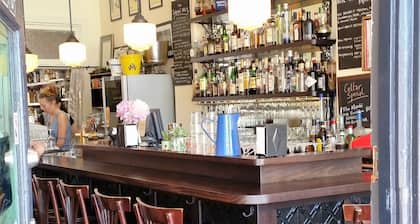 Whatley Court New York Styled self contained flat